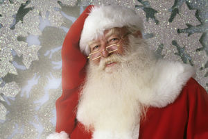 Deda Mraz više neće imati bradu i brkove, poklone će donositi i Deda Mrazice!