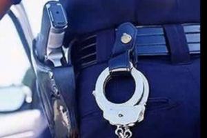 ZATEKLA IH PATROLA: Novosađani gurali kolica sa 400 kg ukradenog gvožđa