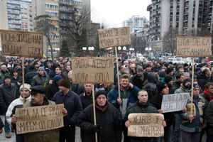 ŠTRAJKAČI ŽELVOZA: Zamrzli smo proteste posle Vučićevih usmenih garancija