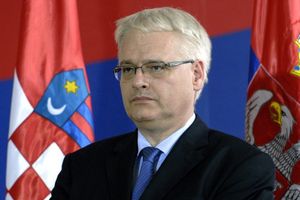 Josipović: Susret sa Nikolićem trenutno nije moguć