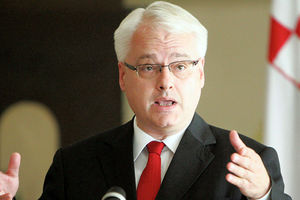 Josipović: Ne dolazim kod Nikolića