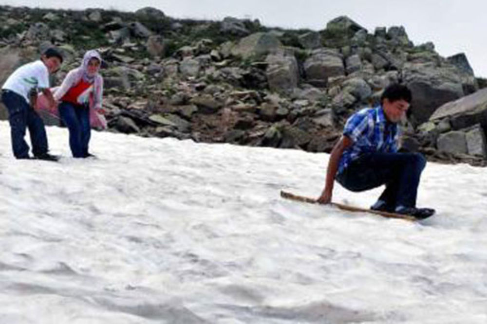 U Turskoj se u julu zabeleo sneg