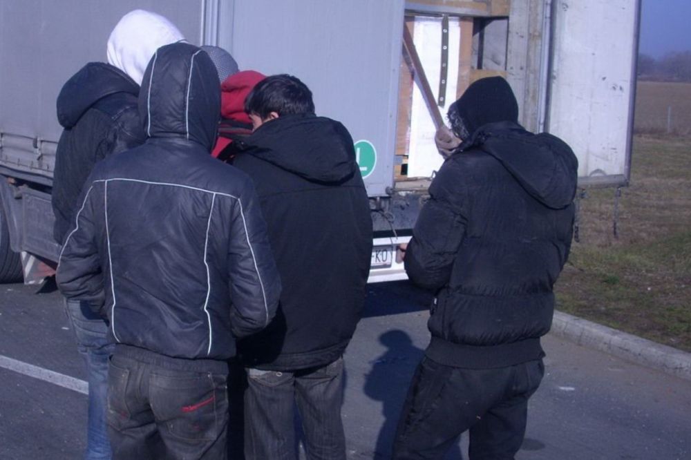 SEGEDIN: Mađari pohapsili 60 ilegalaca iz Sirije i Avganistana