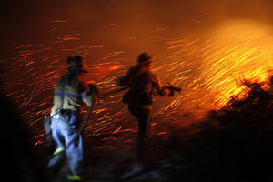 SAMI U KUĆI: Četvoro dece izgorelo u požaru
