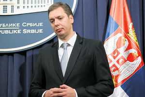 Vučić sutra odgovara Raduloviću i Đilasu