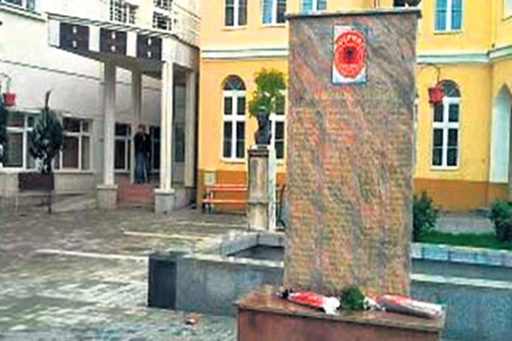 Albanski lideri tražiće legalizaciju spomenika u Preševu