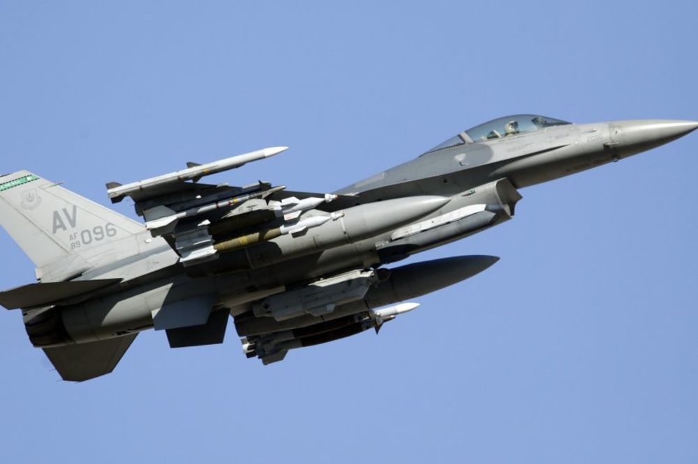 DRAMATIČNA POTRAGA NA JADRANU: F-16 i pilotu ni traga