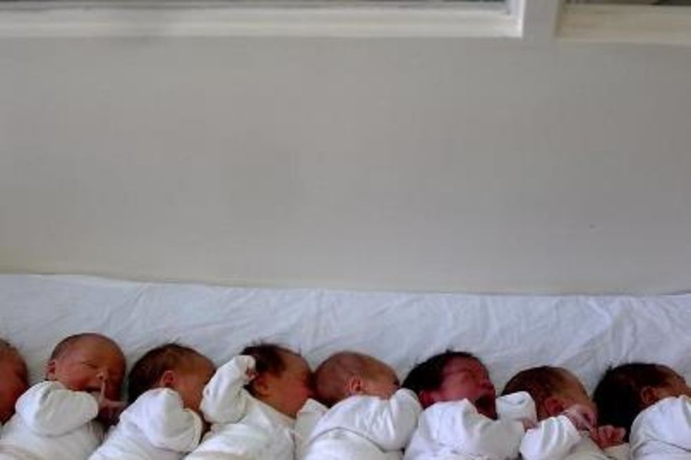NERODNA 2013. U SRBIJI: Rođeno manje beba nego u vreme balkanskih i oba svetska rata
