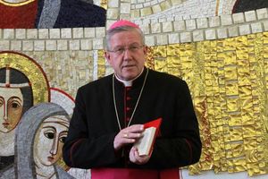 HOČEVAR: Vatikan neće priznati Kosovo