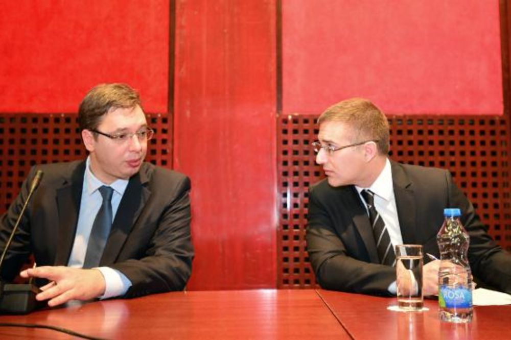 Vučić: Podrška SNS sporazumu, ako treba pitaćemo i građane