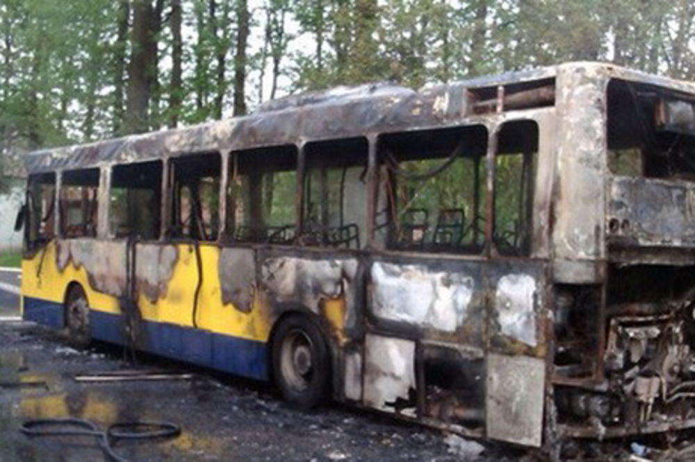 Izgoreo GSP autobus na Miljakovcu