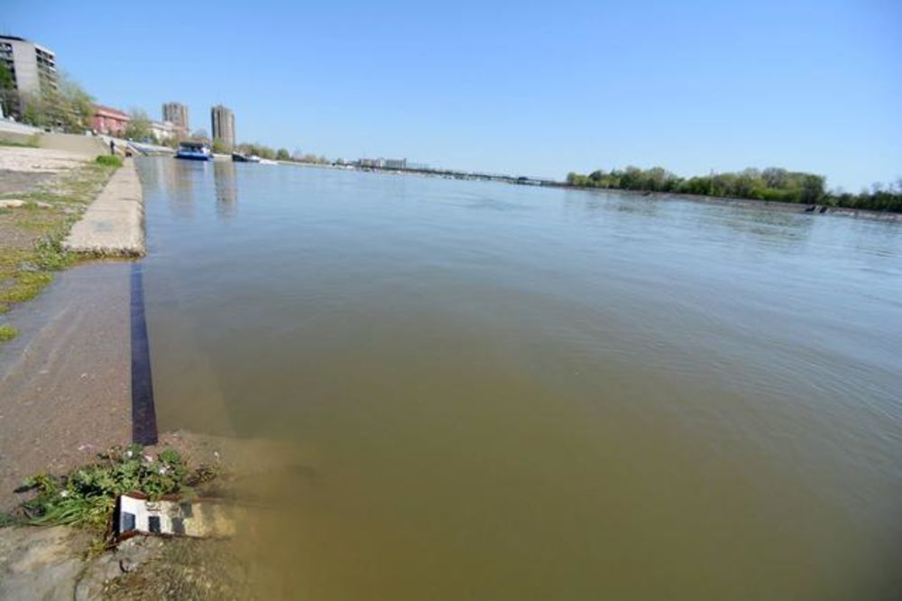 RHMZ: Na 10 reka vodostaji u umernom porastu!