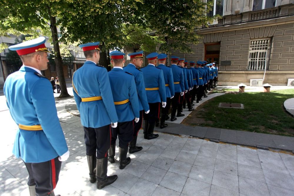 DEFILE 14. JULA: Gardisti Vojske Srbije na paradi u Parizu