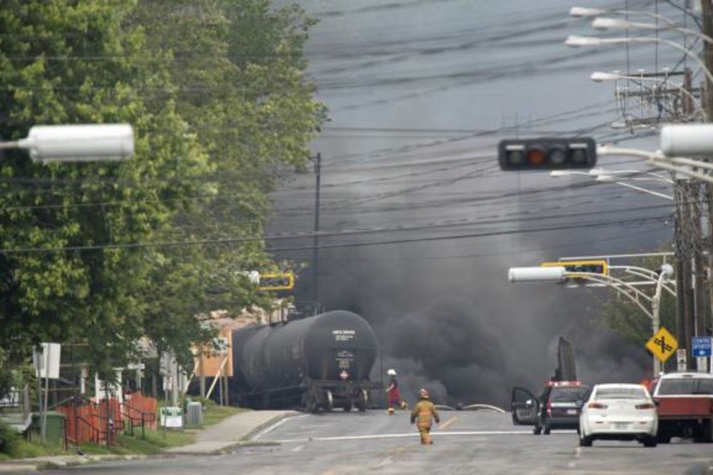 KANADA: 80 ljudi nestalo u eksploziji  vagona-cisterne!