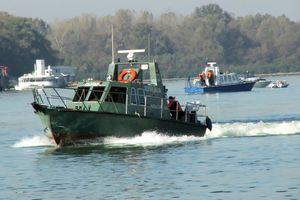 HAOS KOD BOLJEVCA: Na Savi se sudarili srpski i mađarski brod