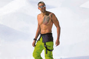 DOKAZANO: Evo kako nam Čeda Jovanović uživa u heli-skijanju!