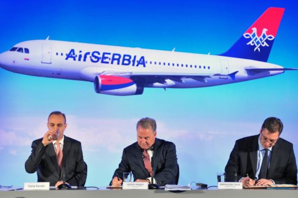 Vučić i Hogan potpisali sporazum: Ovo je novi avion Er Srbije, ista cena karte!