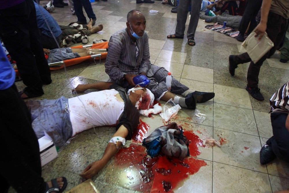 UŽIVO HOROR U EGIPTU: Stotine mrtvih i povređenih na ulicama Kaira!