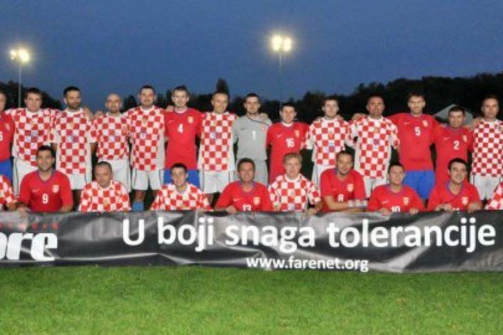 MIROLJUBIVO: Navijači Srbije i Hrvatske odigrali prijateljsku utakmicu