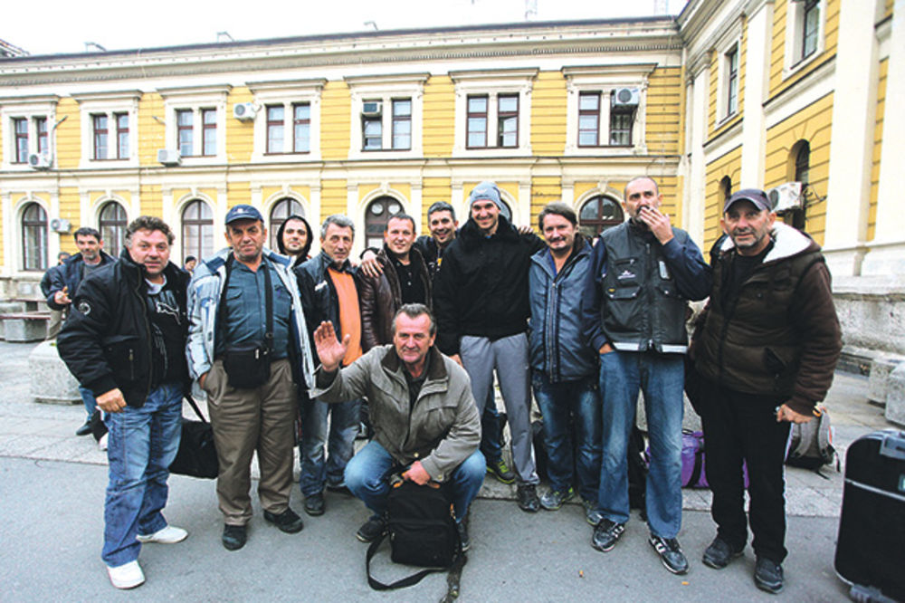 ISPLATILI IH: Doputovali zarobljeni srpski radnici iz Sočija