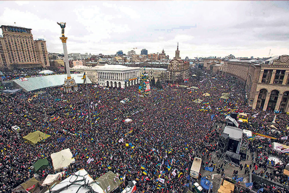 AKCIJA: Specijalci uklanjaju barikade u Kijevu
