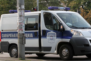NOVI BEOGRAD:Petoro putnika povređeno u sudaru autobusa i BMW