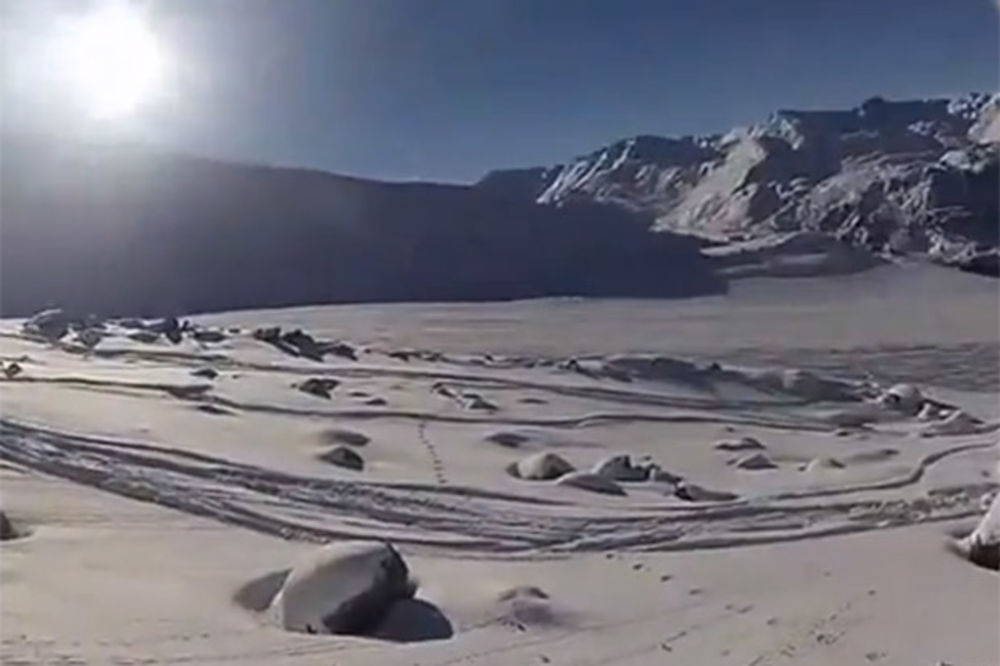 POGLEDAJTE: Snimak staze kojom je skijao i mesto gde se srušio Mihael Šumaher