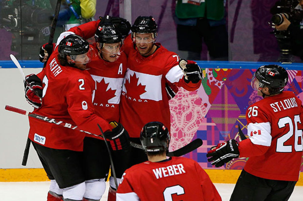 ŠVEĐANI NA KOLENIMA: Hokejaši Kanade odbranili olimpijsko zlato
