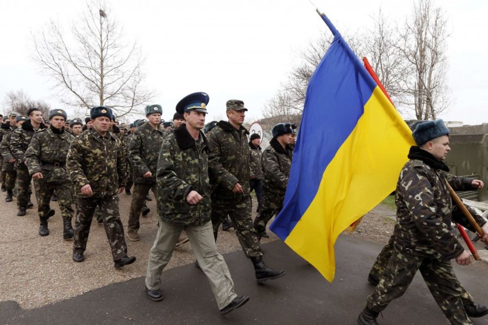 Ukrajinski vojnici napuštaju teritoriju Krima