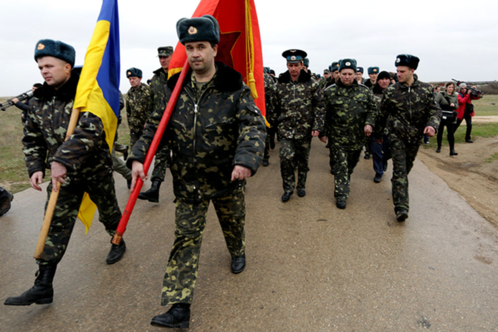UŽIVO DAN 30: Povlači se vojska sa Krima, Moskva zahteva oslobađanje ukrajinskog admirala!