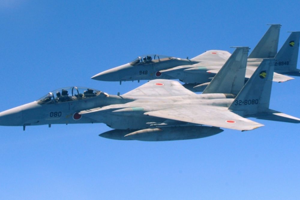 UZBUNA ZBOG RUSA: Japan podigao borbene avione!