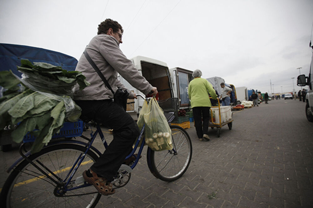 STISLA KRIZA: Poljski činovnici zbog štednje prelaze na bicikle