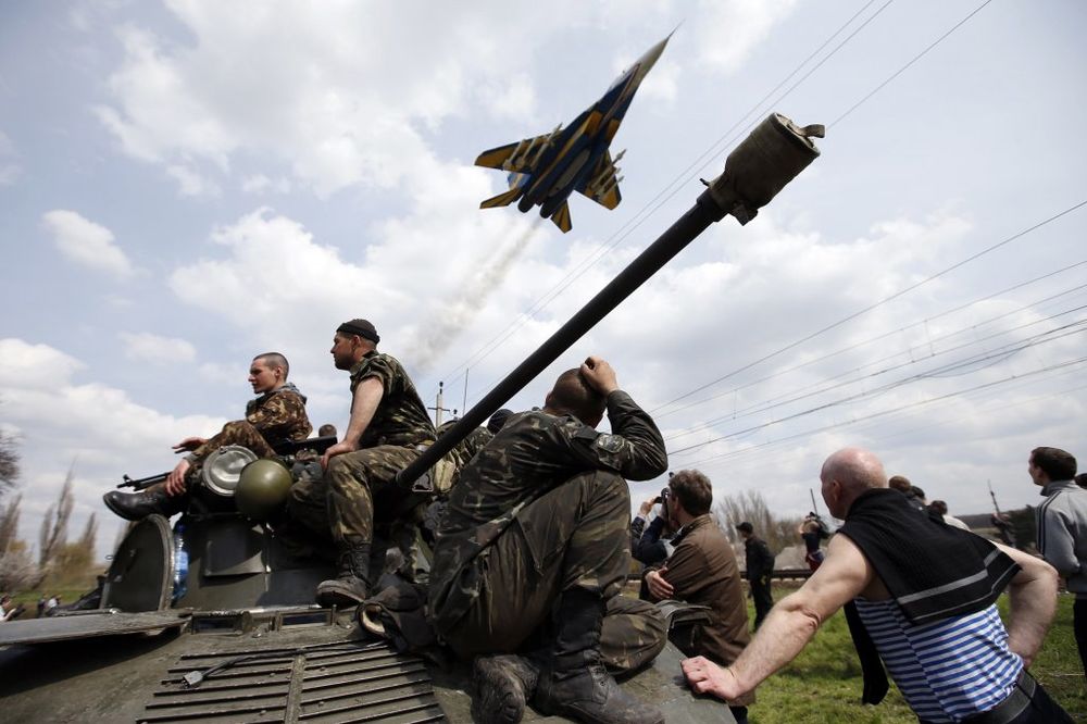 POGLEDAJTE: Ovako ukrajinski pilot demonstrira silu u Slavjansku!