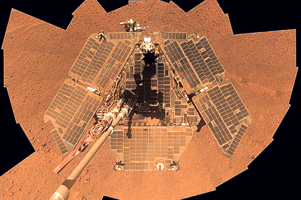 Mars očistio rover