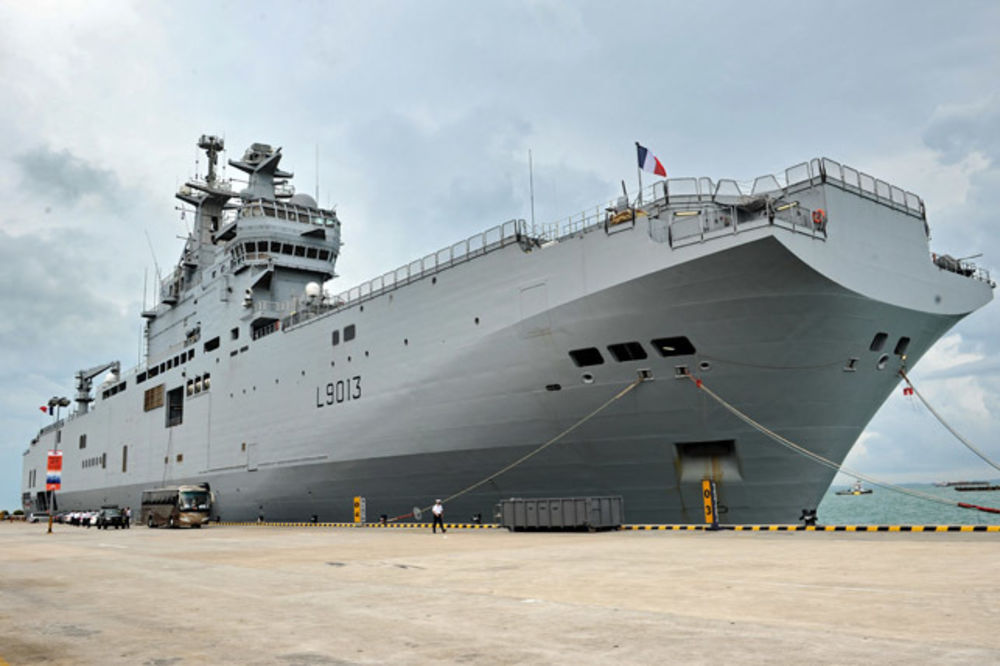 STORNO: Francuska odložila isporuku ratnog broda Rusiji