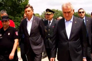 OTKLANJANJE POSLEDICA POPLAVA: Predsednici Nikolić i Pahor posetili Obrenovac!