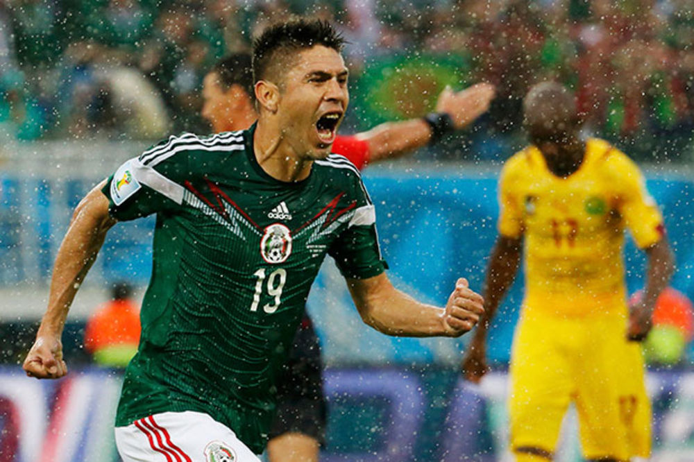 PONIŠTENA 3 GOLA: Meksiko pobedio Kamerun, iako je žestoko oštećen
