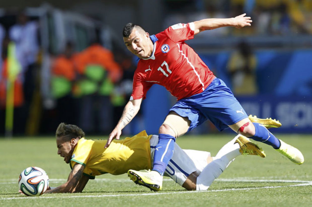 PREŽIVELI: Brazil tek posle penala savladao hrabri Čile na putu do četvrtfinala