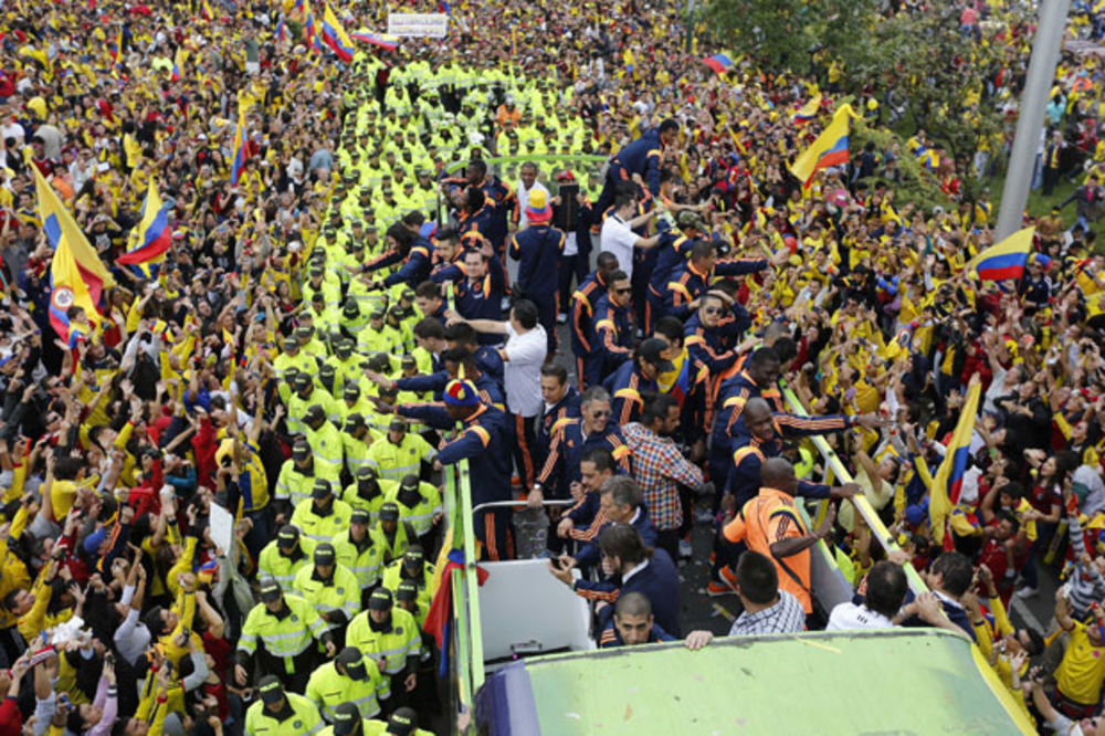 HEROJI STIGLI U BOGOTU: Pogledajte kako su navijači dočekali fudbalere Kolumbije