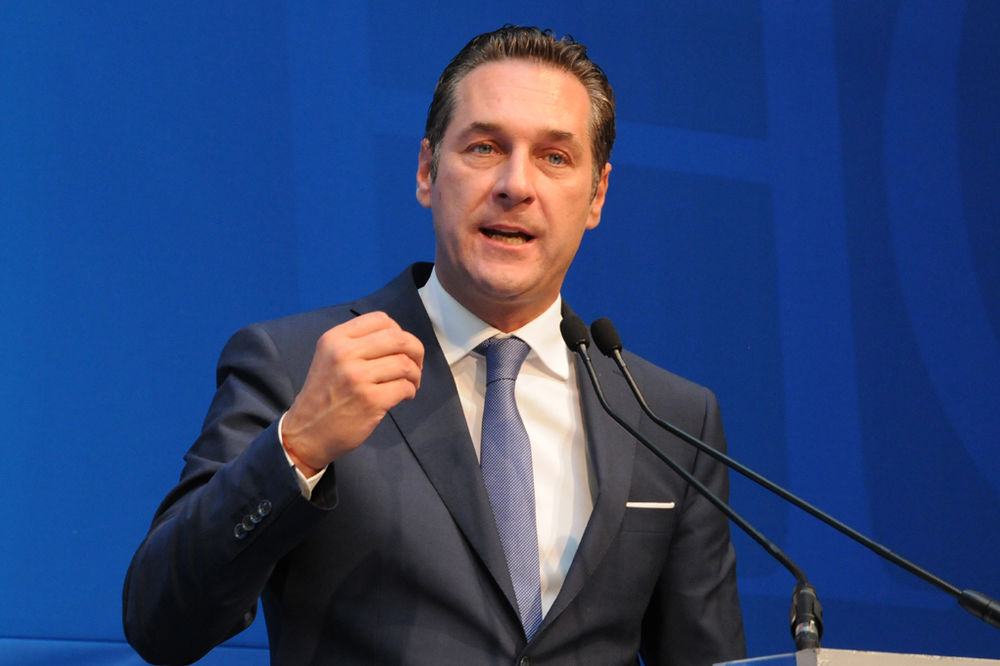 FPÖ pokreće tužbu protiv austrijskog kancelara zbog sanckija Rusiji!