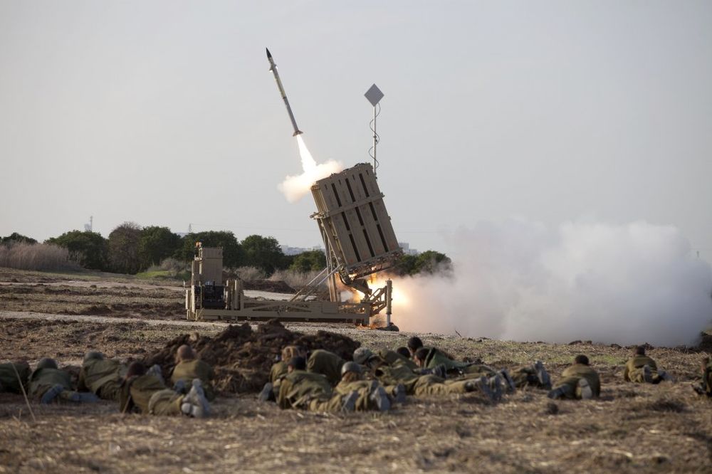 (VIDEO) IZRAELSKA VOJSKA U AKCIJI: Pogledajte kako IDF obara rakete Hamasa!