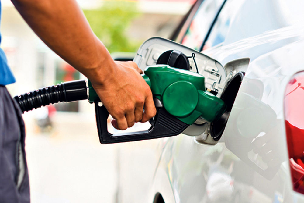 STANDARD DIKTIRA CENU: Srbija po ceni goriva 37. u svetu
