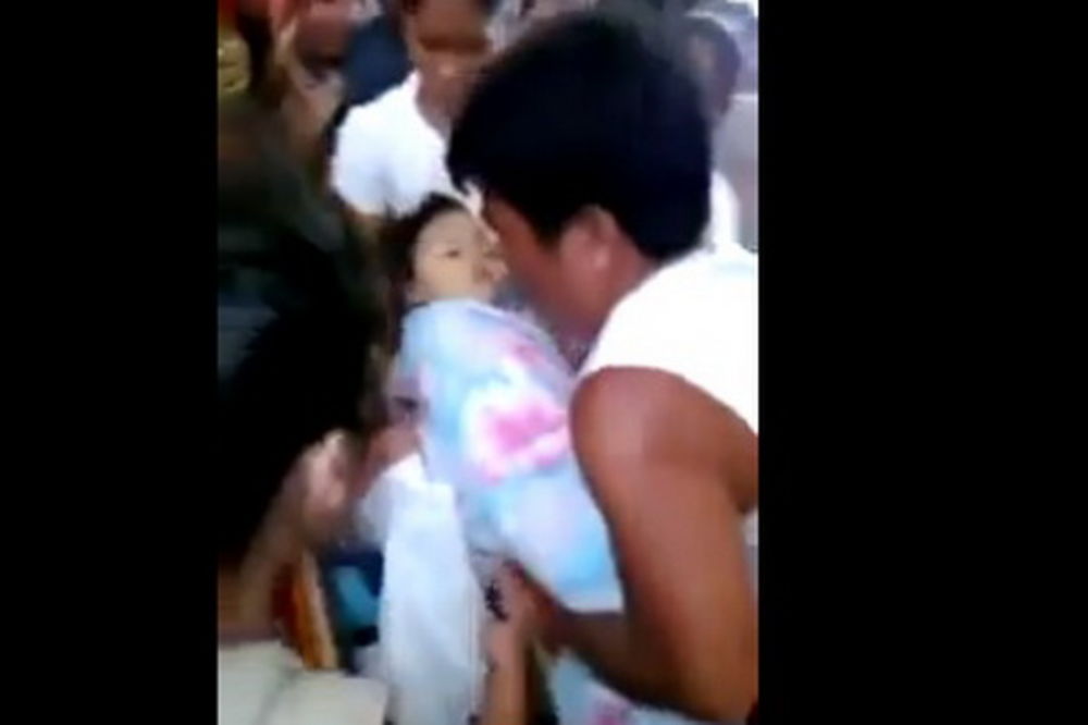 BEZ SREĆNOG KRAJA: Devojčica koja je oživela na sahrani ponovo proglašena mrtvom!