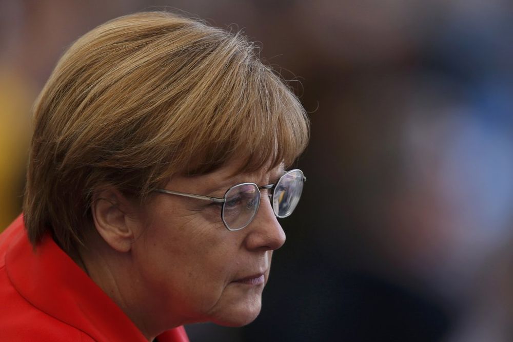 HAKERSKI NAPAD: Profil Angele Merkel na Fejsbuku preplavljen nacističkim komentarima