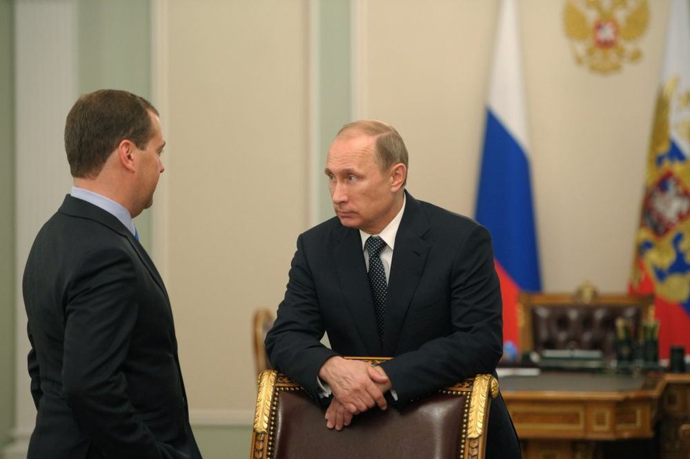 PROMENE U RUSIJI: Medvedev uveo večno leto, a Putin sada uvodi večnu zimu!