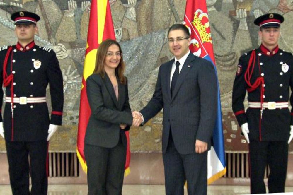 POTPISAN SPORAZUM: Srbija i Makedonija međusobno priznale vozačke dozvole