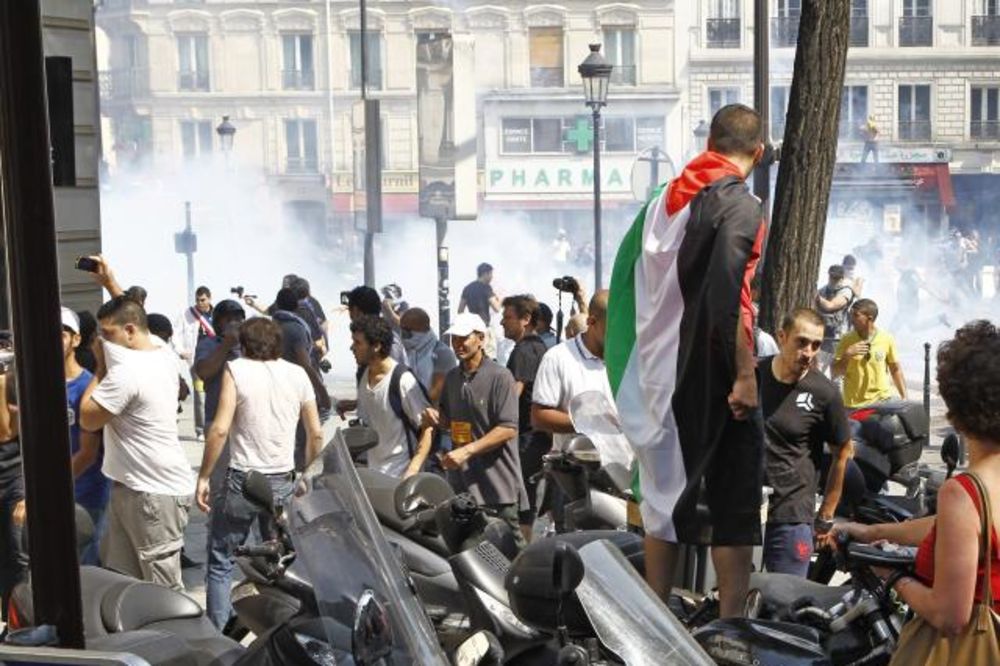 Propalestinske demonstracije u Parizu prerasle u krvave nerede