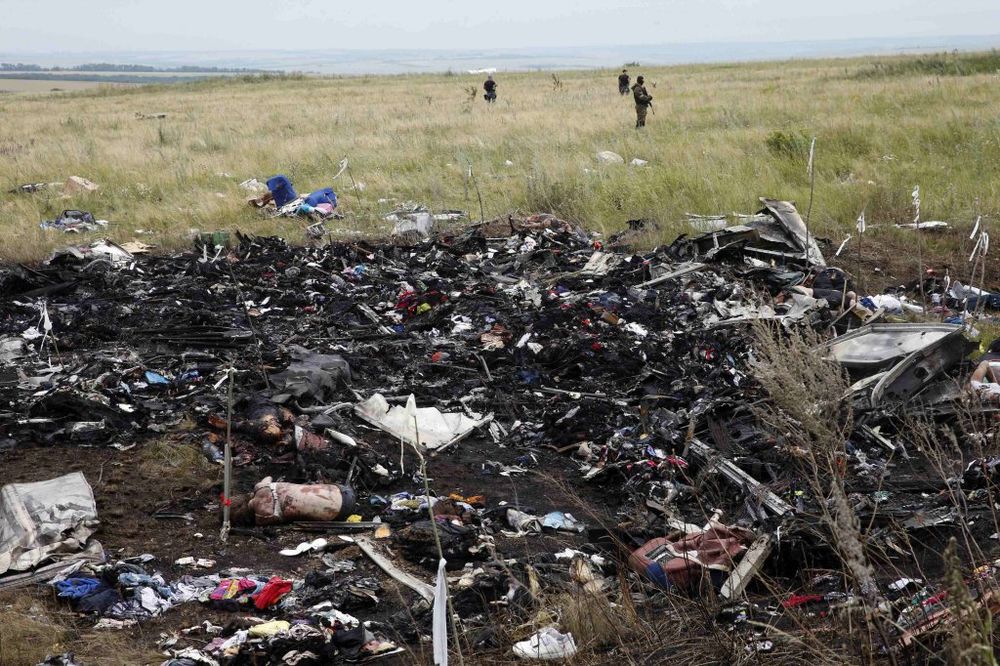 RUSKI MEDIJI: Zapad unapred pripisuje Rusiji krivicu za pad malezijskog aviona