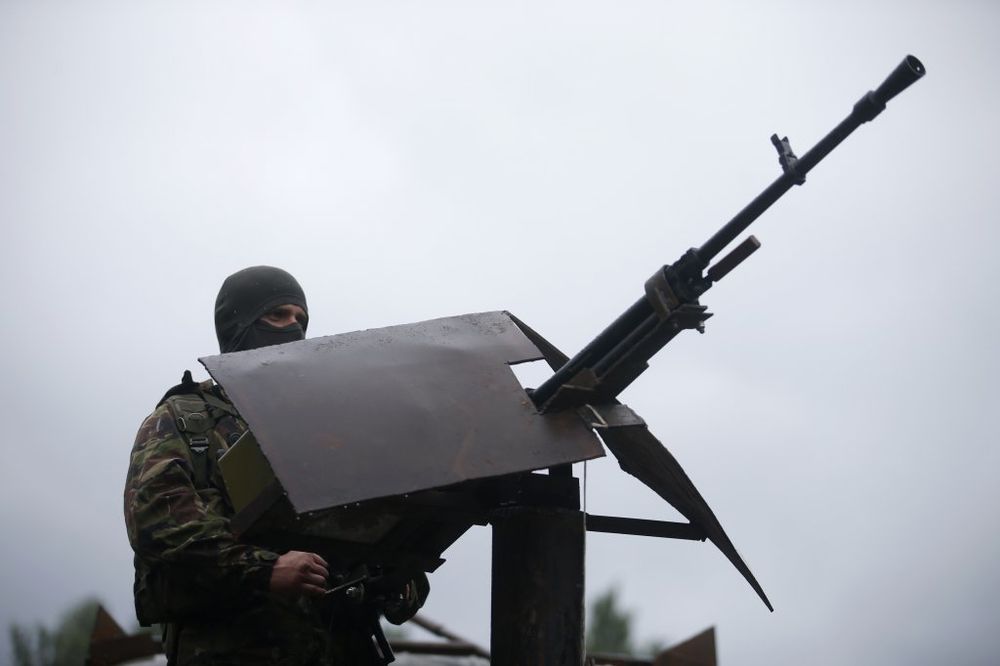 DONJECK: Proruske snage povukle se iz 3 naselja i s aerodroma