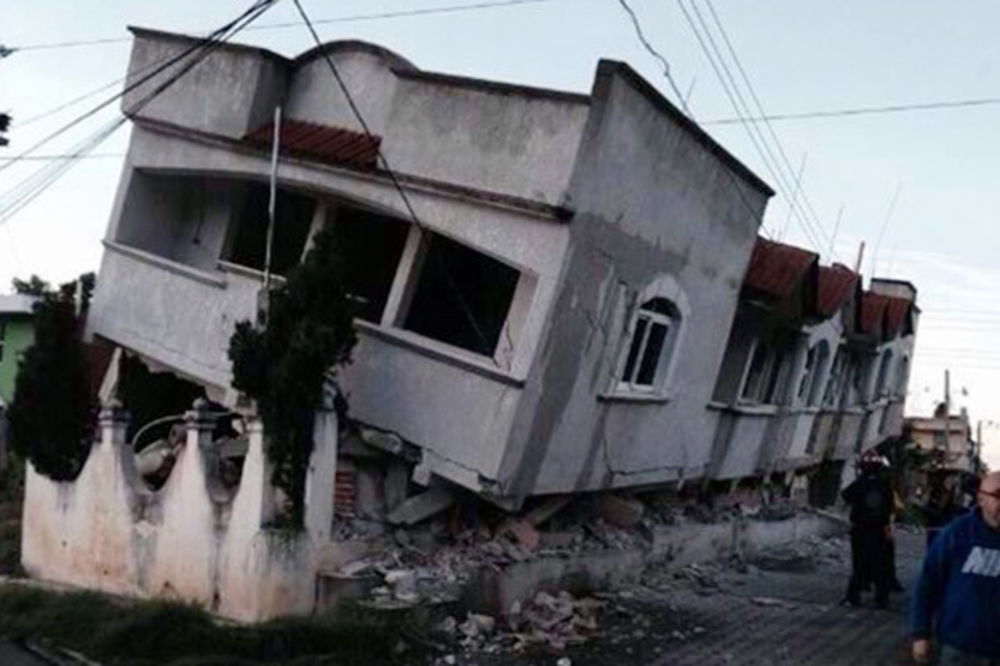 PO RIHTERU 6,3: Jak zemljotres u Meksiku, poginula jedna osoba